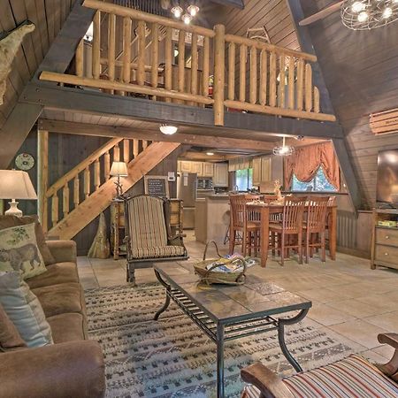 Snuggle Inn In The Heart Of Chalet Village! Gatlinburg Zewnętrze zdjęcie