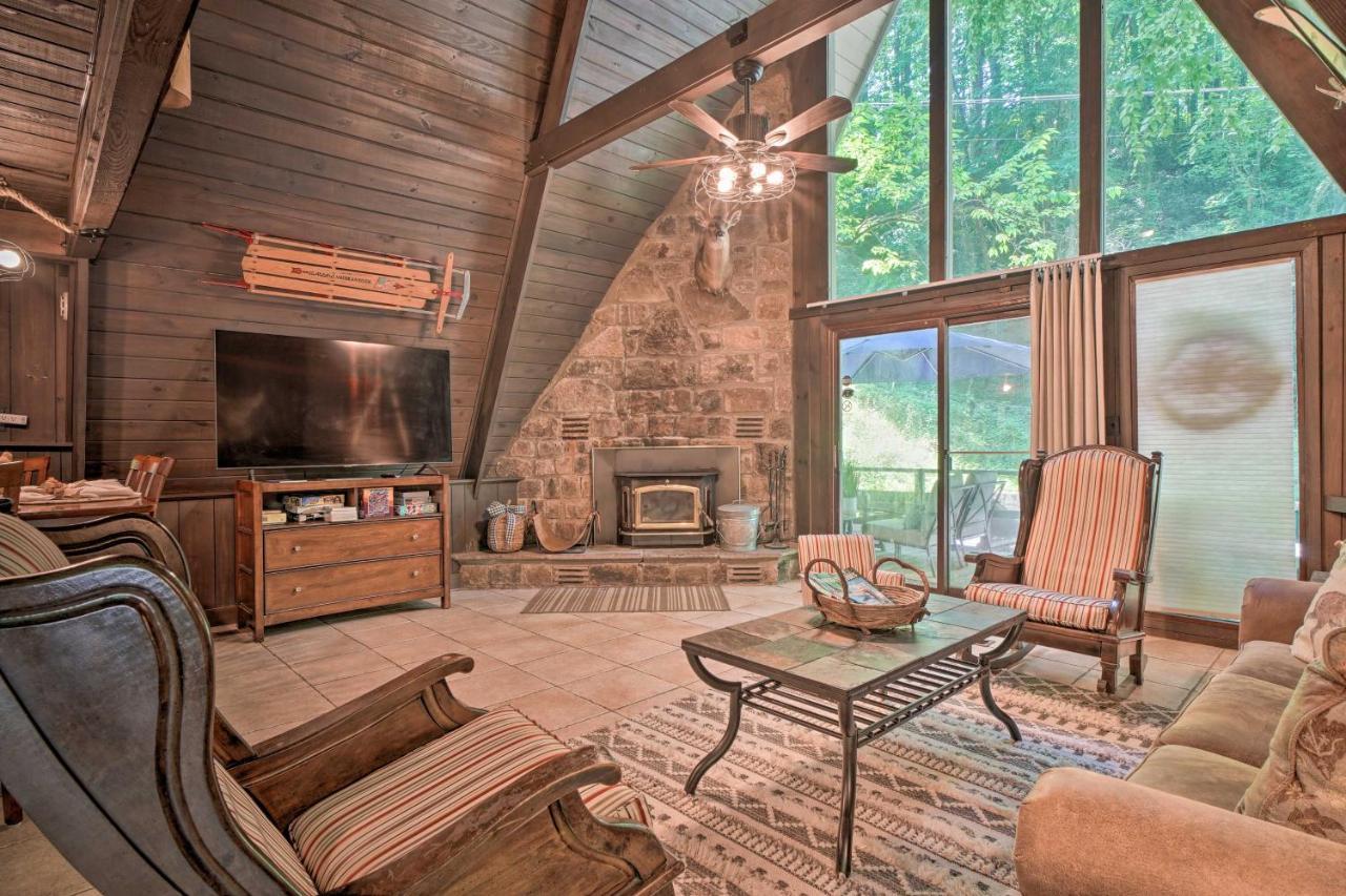 Snuggle Inn In The Heart Of Chalet Village! Gatlinburg Zewnętrze zdjęcie