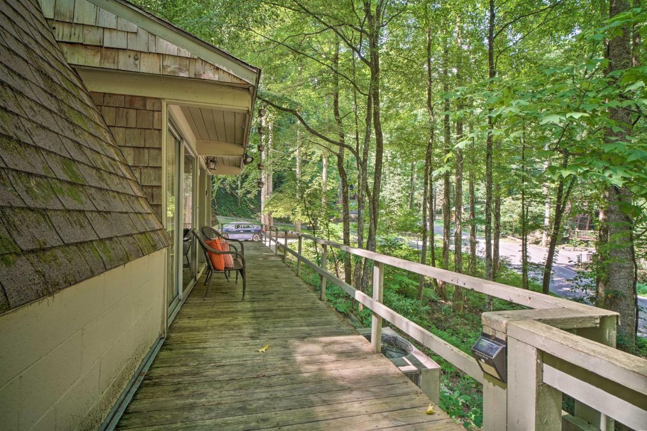 Snuggle Inn In The Heart Of Chalet Village! Gatlinburg Zewnętrze zdjęcie
